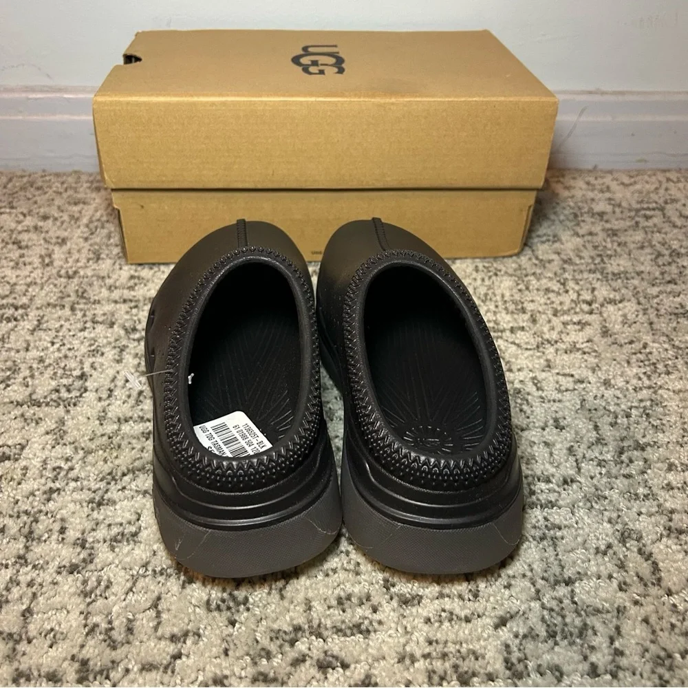 NWT Ugg Black Tasman Sport Slip-On Shoes Size 12 Girls